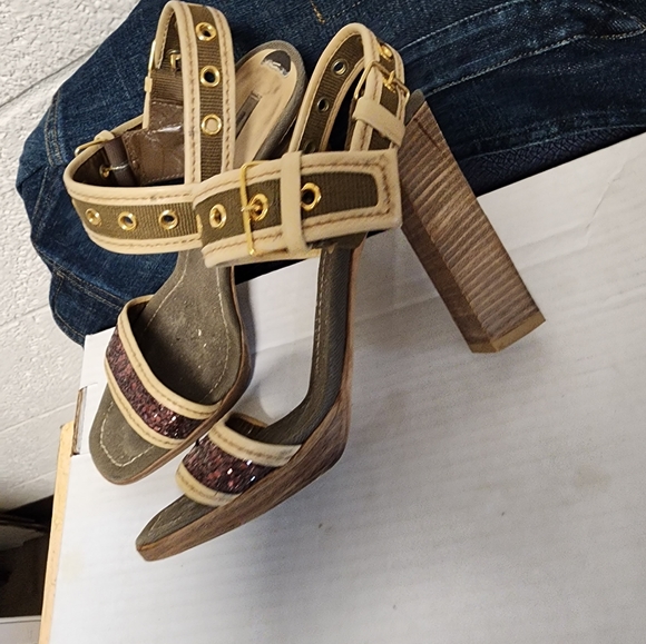 Miu Miu Green Canvas Ankle Strap Sandals Olive size 39 - Picture 11 of 16